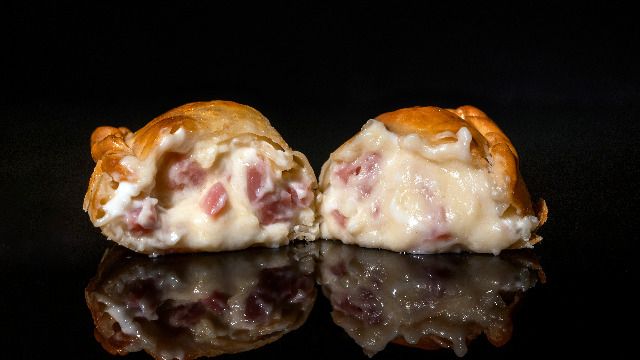 Menu of Restaurants in Vitoria-Gasteiz, Panaditas, Panadita de York y Queso 