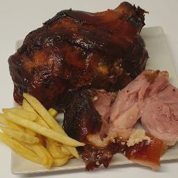 Carta de Restaurantes en Vitoria-Gasteiz, Pollo Bueno, Codillo asado mediano