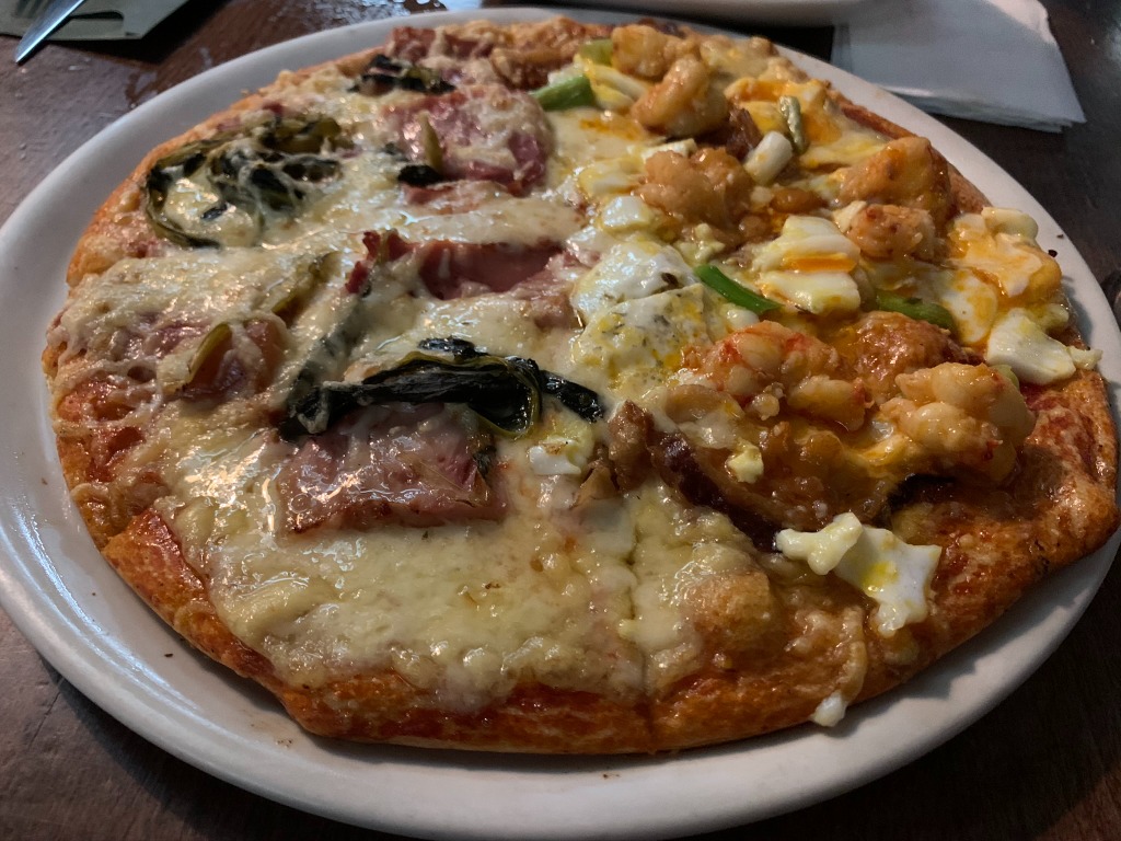 Menu of Restaurants in Viveiro, Galipizza pizza restaurant (Galipizza Covas Viveiro), 1/2 galipizza lacón con grelos