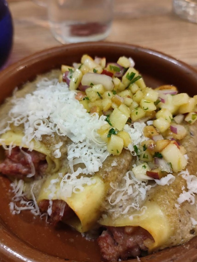 Menu of Restaurants in Zaragoza, Acicate, Canelones de longaniza