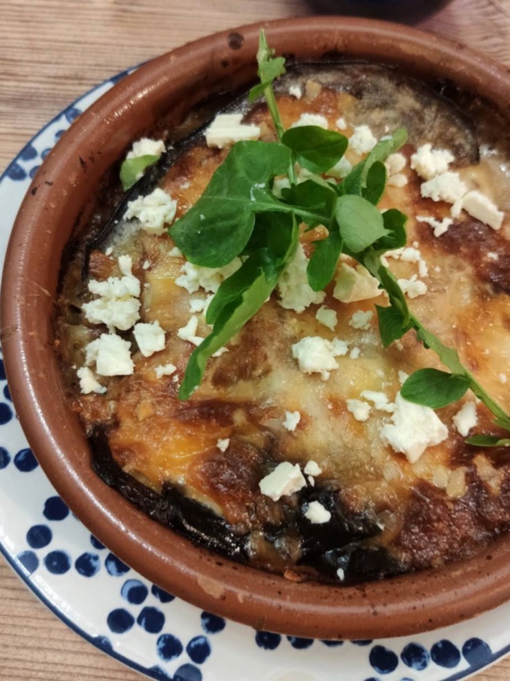 Menu of Restaurants in Zaragoza, Acicate, Moussaka con queso feta