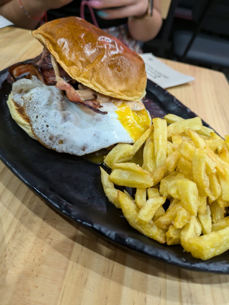 Menu of Restaurants in Zaragoza, B de Burger, La Clásica