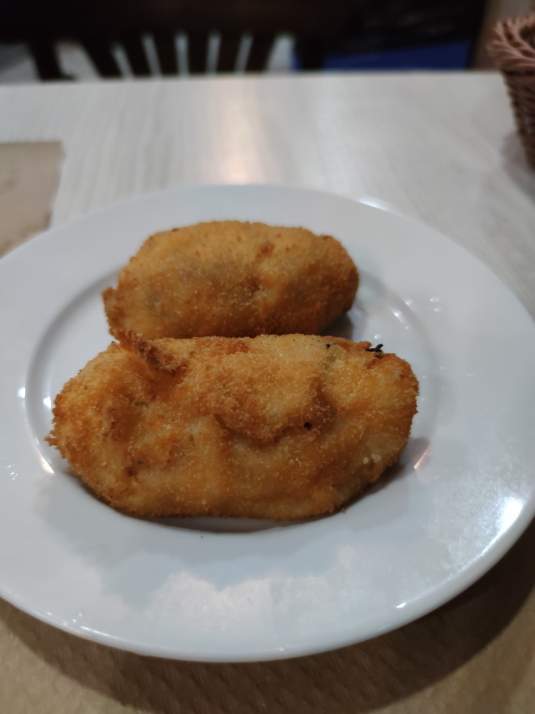Carta de Restaurantes en Zaragoza, Bar La Trobada, Croquetas de jamón