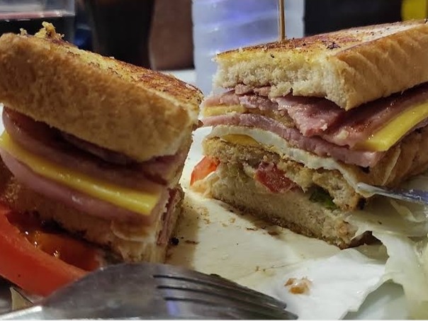 Carta de Restaurantes en Zaragoza, Bar La Trobada, Super sándwich