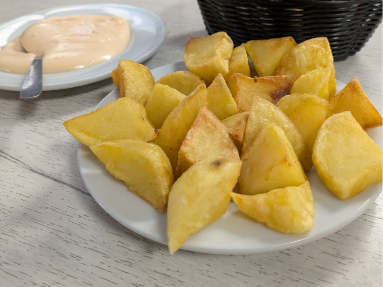 Carta de Restaurantes en Zaragoza, Bar Montesol, Bravas