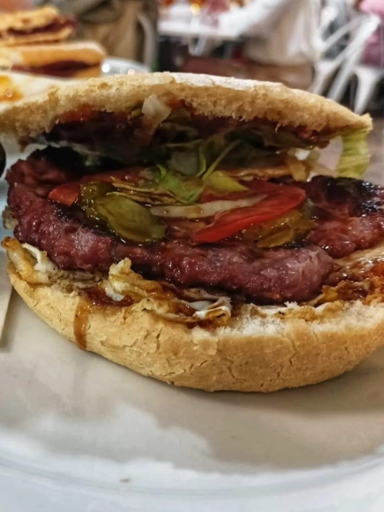 Carta de Restaurantes en Zaragoza, Bocatería La Viña de Tito, Hamburguesa tradicional