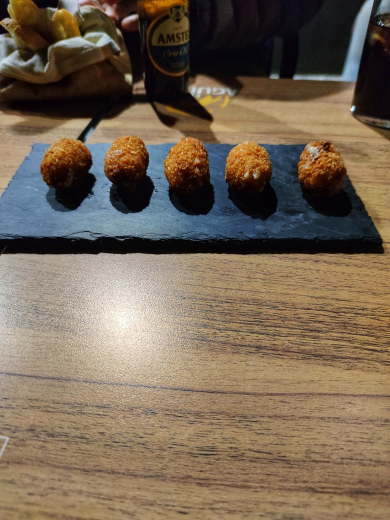 Menu of Restaurants in Zaragoza, BogBar - Cervecería en Zaragoza, Croquetas de jamón