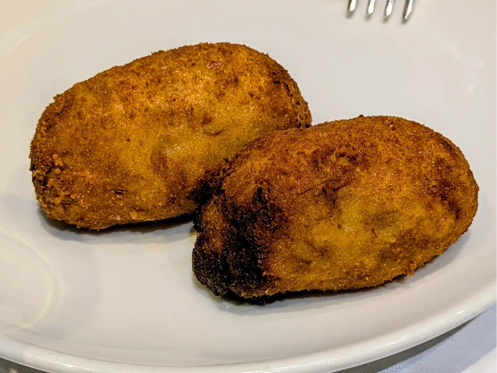 Menu of Restaurants in Zaragoza, Café MECCANO Gastrobar., Croqueta de jabugo