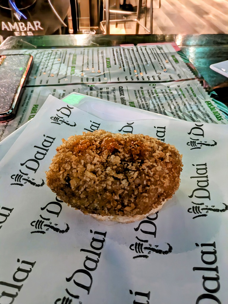 Carta de Restaurantes en Zaragoza, Dalai Valdespartera RESERVAS FIN DE SEMANA DOBLE TURNO, Croqueta de alimentos de Aragón