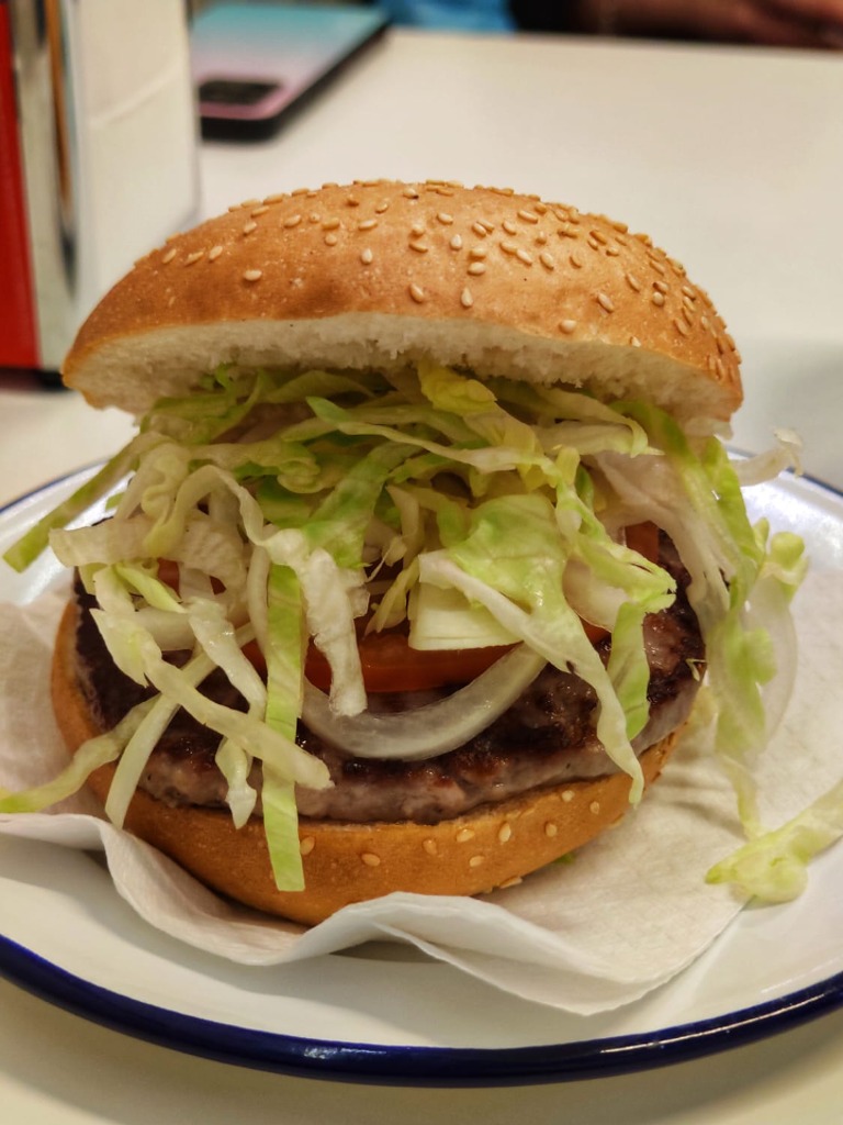 Menu of Restaurants in Zaragoza, Hamburguesería La City, Hamburguesa Aragonesa