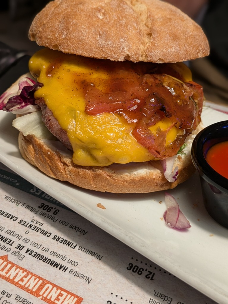 Menu of Restaurants in Zaragoza, Linacero Rock&Burger, Hamburguesa BBQ