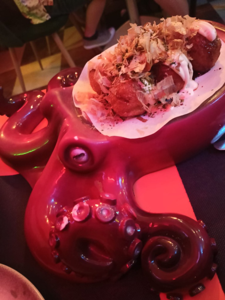 Menu of Restaurants in Zaragoza, Mai Tai Exotico, Takoyakis