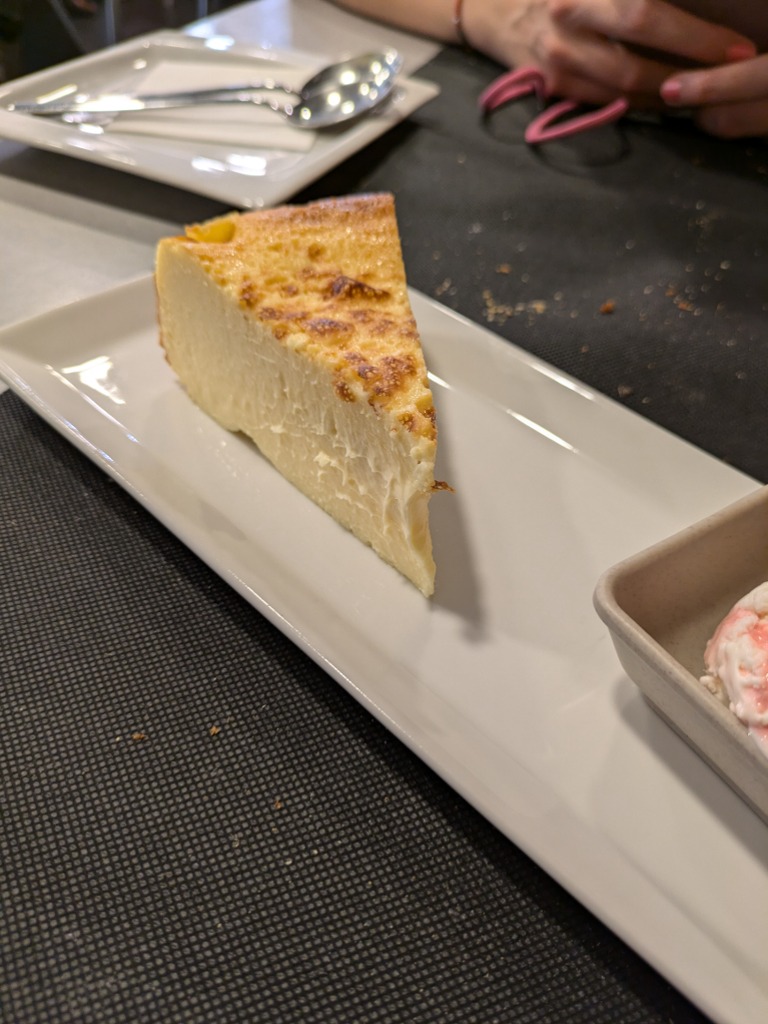 Carta de Restaurantes en Zaragoza, Restaurante El Descorche, Tarta de queso