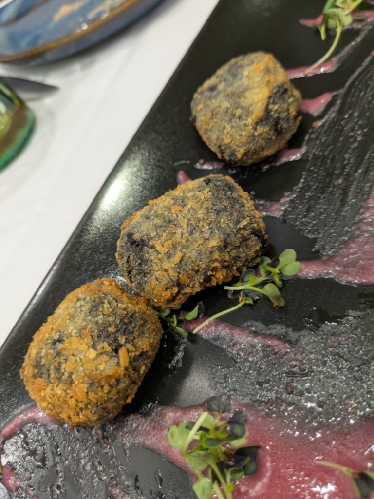 Menu of Restaurants in Zaragoza, Restaurante Empeltre, Croquetas de chipirones