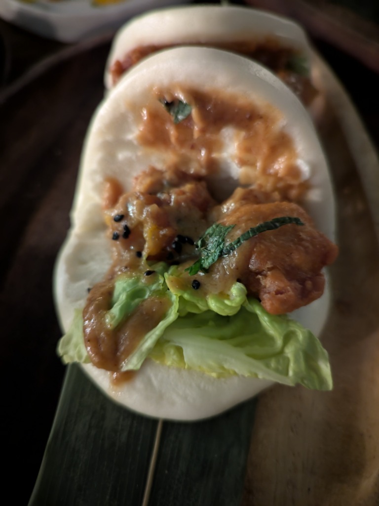 Carta de Restaurantes en Zaragoza, Restaurante Voltereta, Bao de pollo karaage