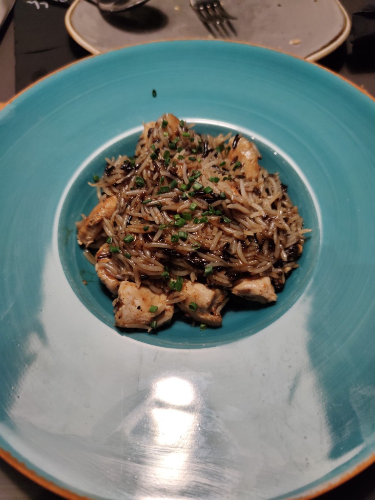 Carta de Restaurantes en Zaragoza, Smooth Restaurante | Zaragoza, Pollo con salsa yakiniku y basmati
