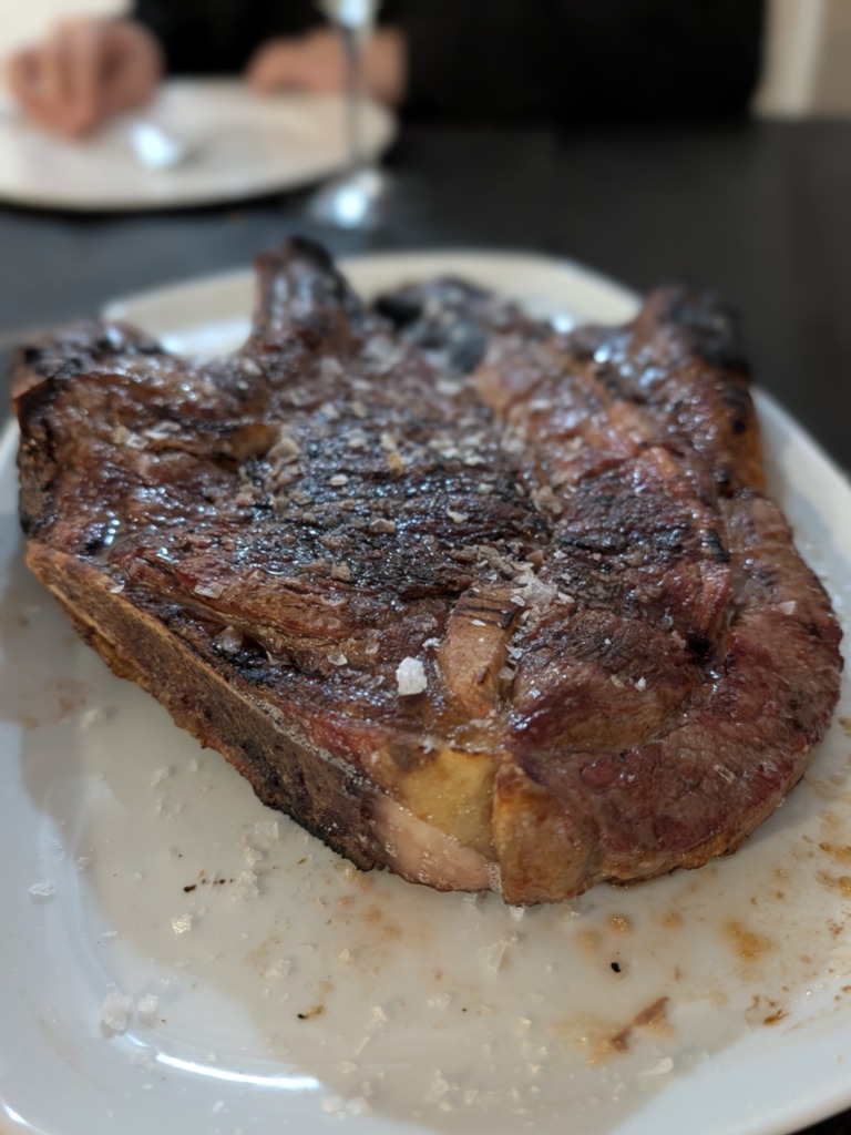 Gastronomy recommendation in Zarra: Chuletón