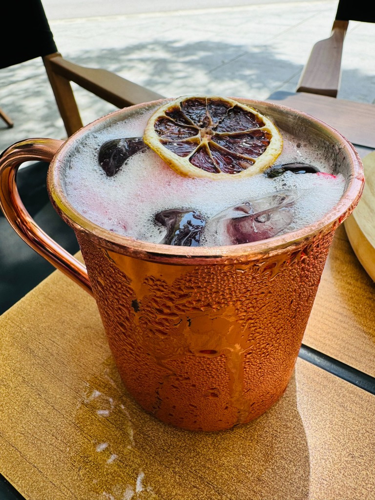 Carta de Vermuterías en Barcelona, V de Vermut, Aloha